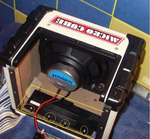 micro cube speaker