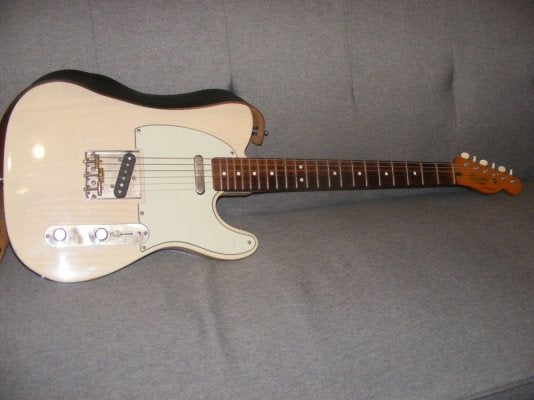 Tele.JPG