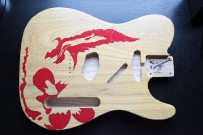 Paint guitar_1.JPG